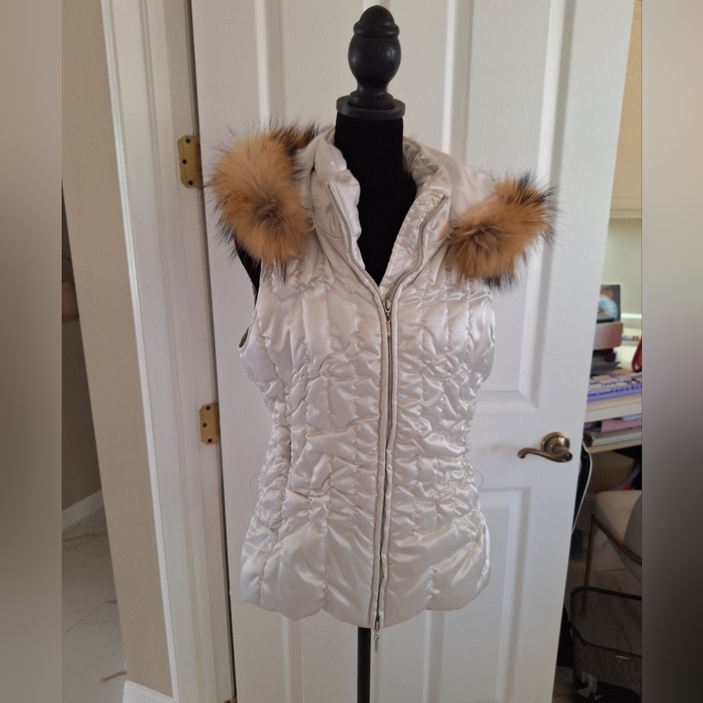 Cache White Puffer Jacket with Faux Fur Trim